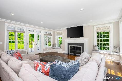67 Peach Hill Road Darien CT 06820