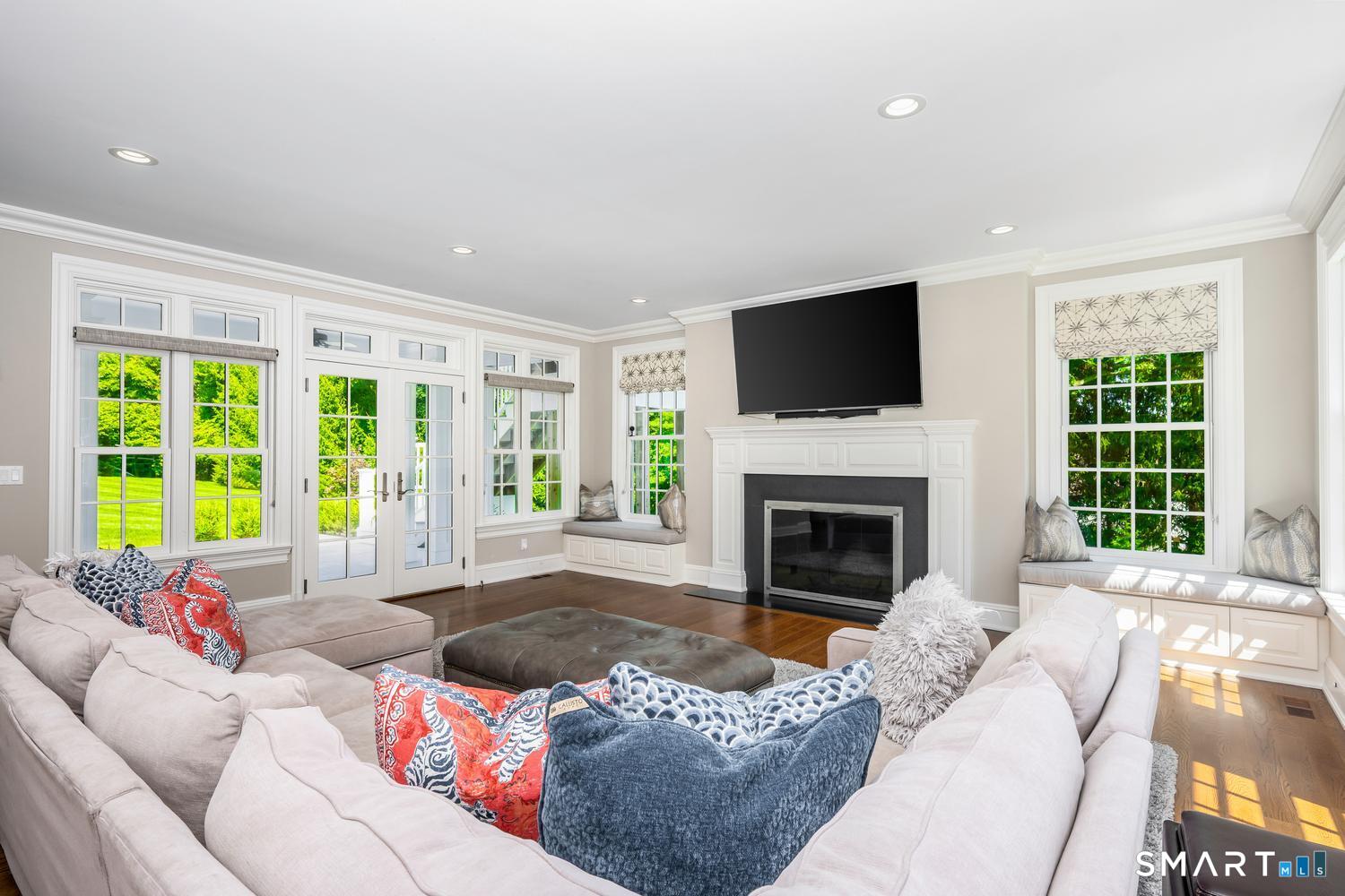 67 Peach Hill Road Darien CT 06820