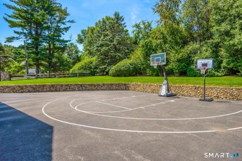 67 Peach Hill Road Darien CT 06820