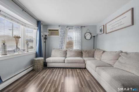 40 Iannotti Lane Derby CT 06418