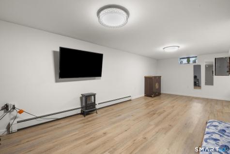 40 Iannotti Lane Derby CT 06418