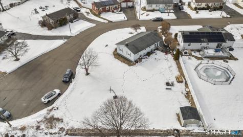 40 Iannotti Lane Derby CT 06418