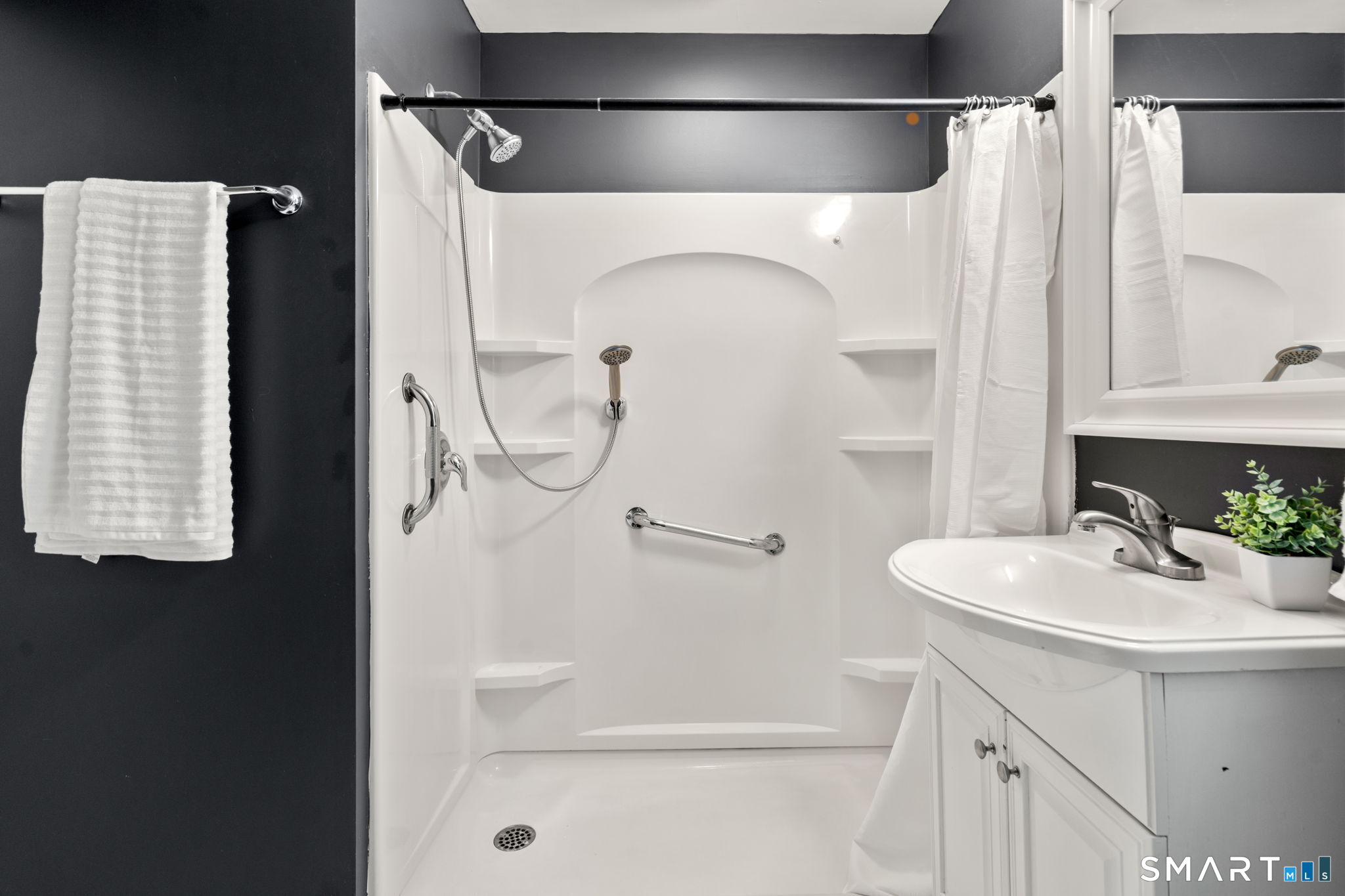 3 Prospect Hill Drive East Windsor CT 06088