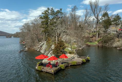 41 Hemlock Ridge New Milford CT 06776