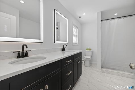 1243 Middletown Avenue North Branford CT 06472