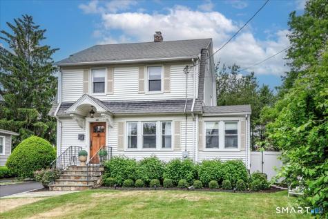 46 Reynolds Drive Fairfield CT 06824