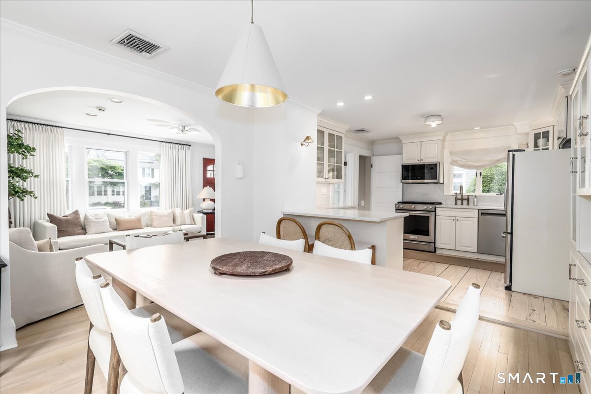 46 Reynolds Drive Fairfield CT 06824