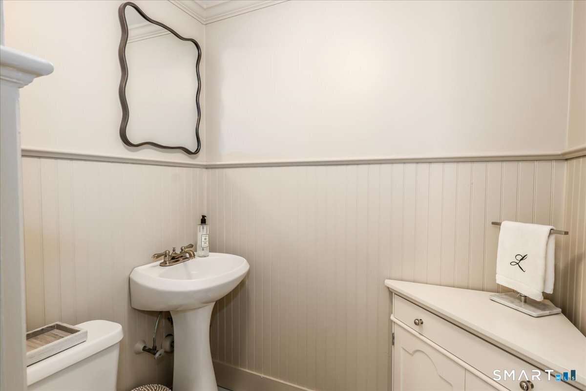 46 Reynolds Drive Fairfield CT 06824