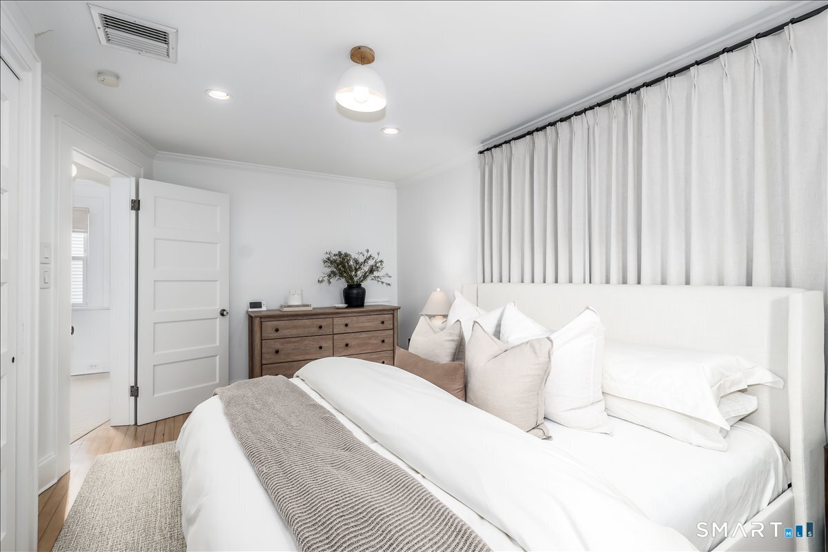 46 Reynolds Drive Fairfield CT 06824