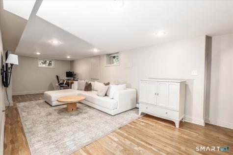 46 Reynolds Drive Fairfield CT 06824