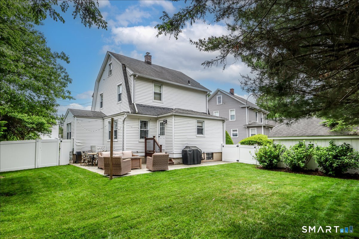 46 Reynolds Drive Fairfield CT 06824
