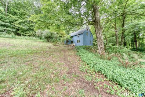 102 Brookside Lane Mansfield CT 06268