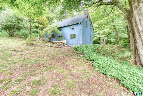 102 Brookside Lane Mansfield CT 06268