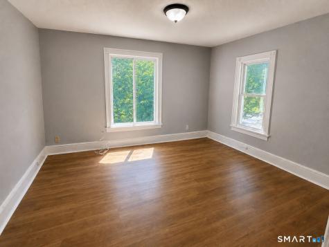 17 City Mills Lane Waterbury CT 06704