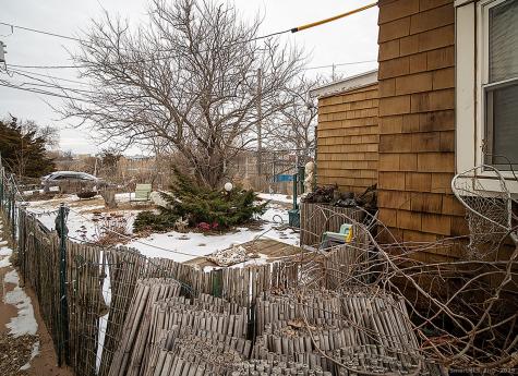 166 Beach Avenue East Haven CT 06512