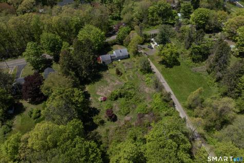 1973 Long Hill Road Guilford CT 06437