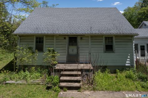 1973 Long Hill Road Guilford CT 06437