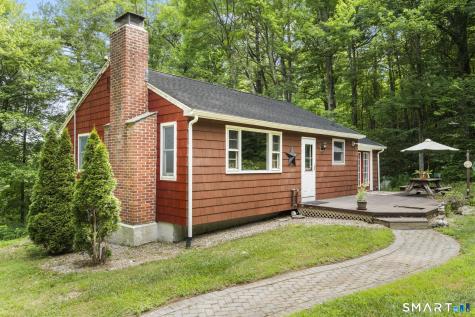 32 Fairview Avenue New Hartford CT 06057