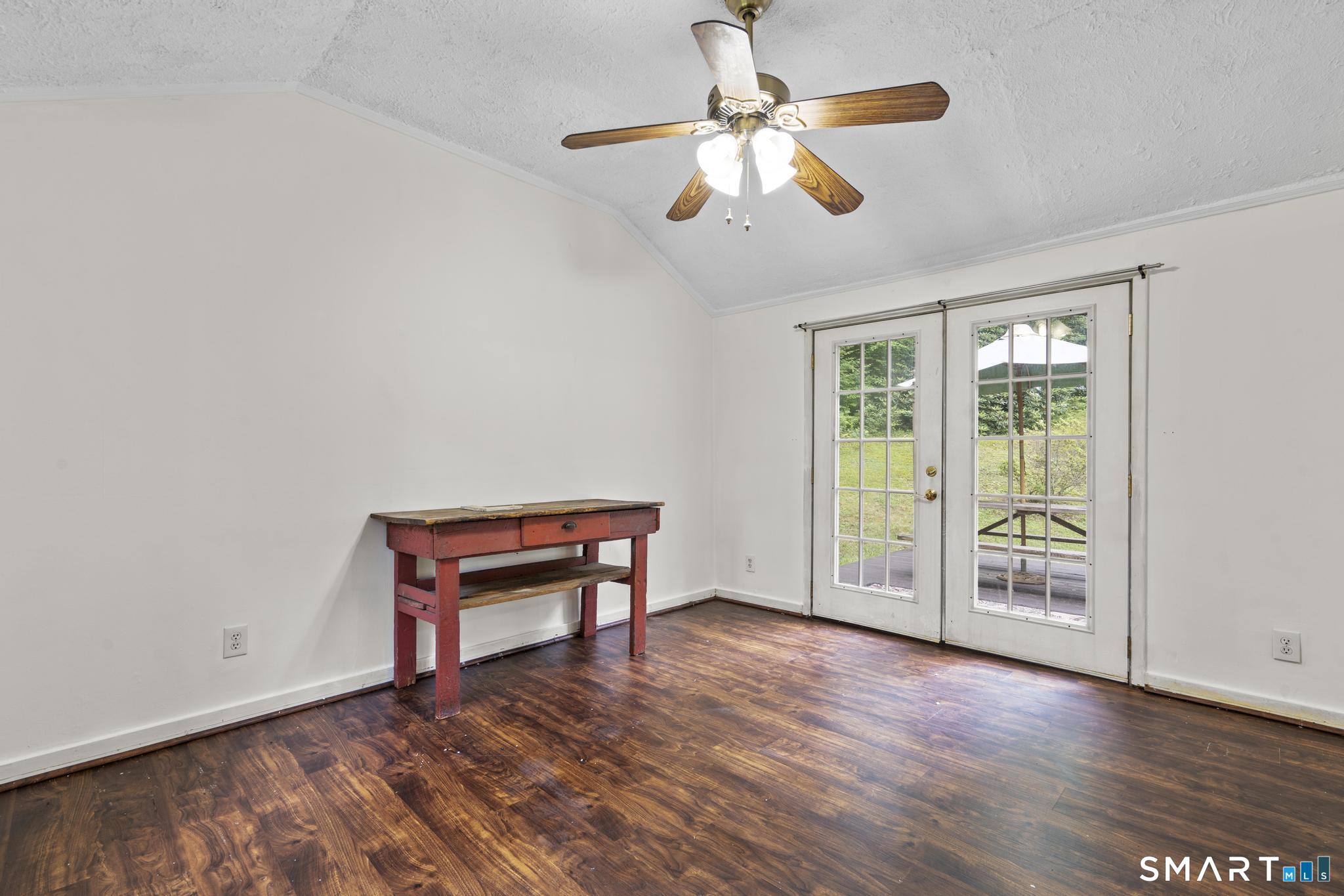 32 Fairview Avenue New Hartford CT 06057