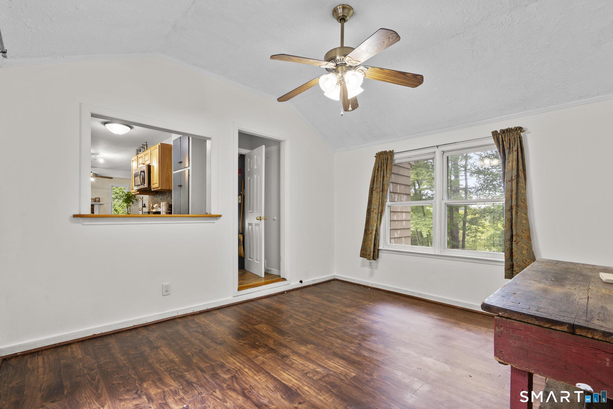 32 Fairview Avenue New Hartford CT 06057