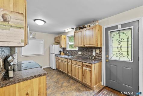 32 Fairview Avenue New Hartford CT 06057