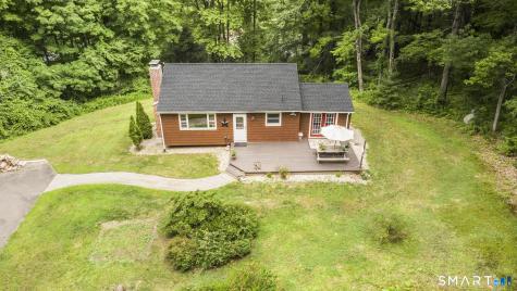 32 Fairview Avenue New Hartford CT 06057