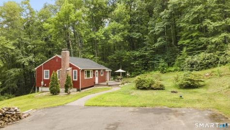 32 Fairview Avenue New Hartford CT 06057
