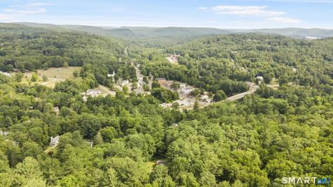 32 Fairview Avenue New Hartford CT 06057