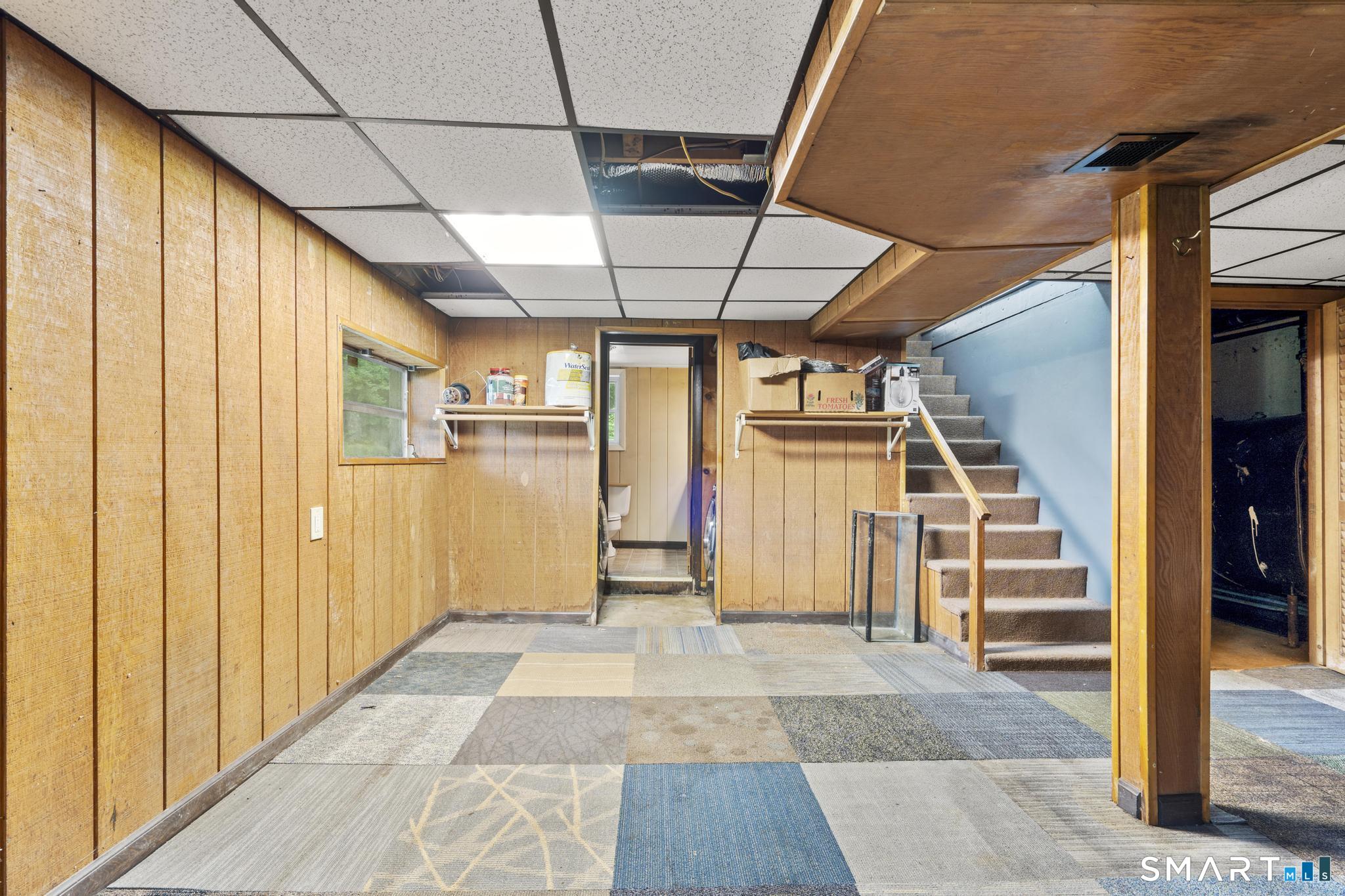 32 Fairview Avenue New Hartford CT 06057