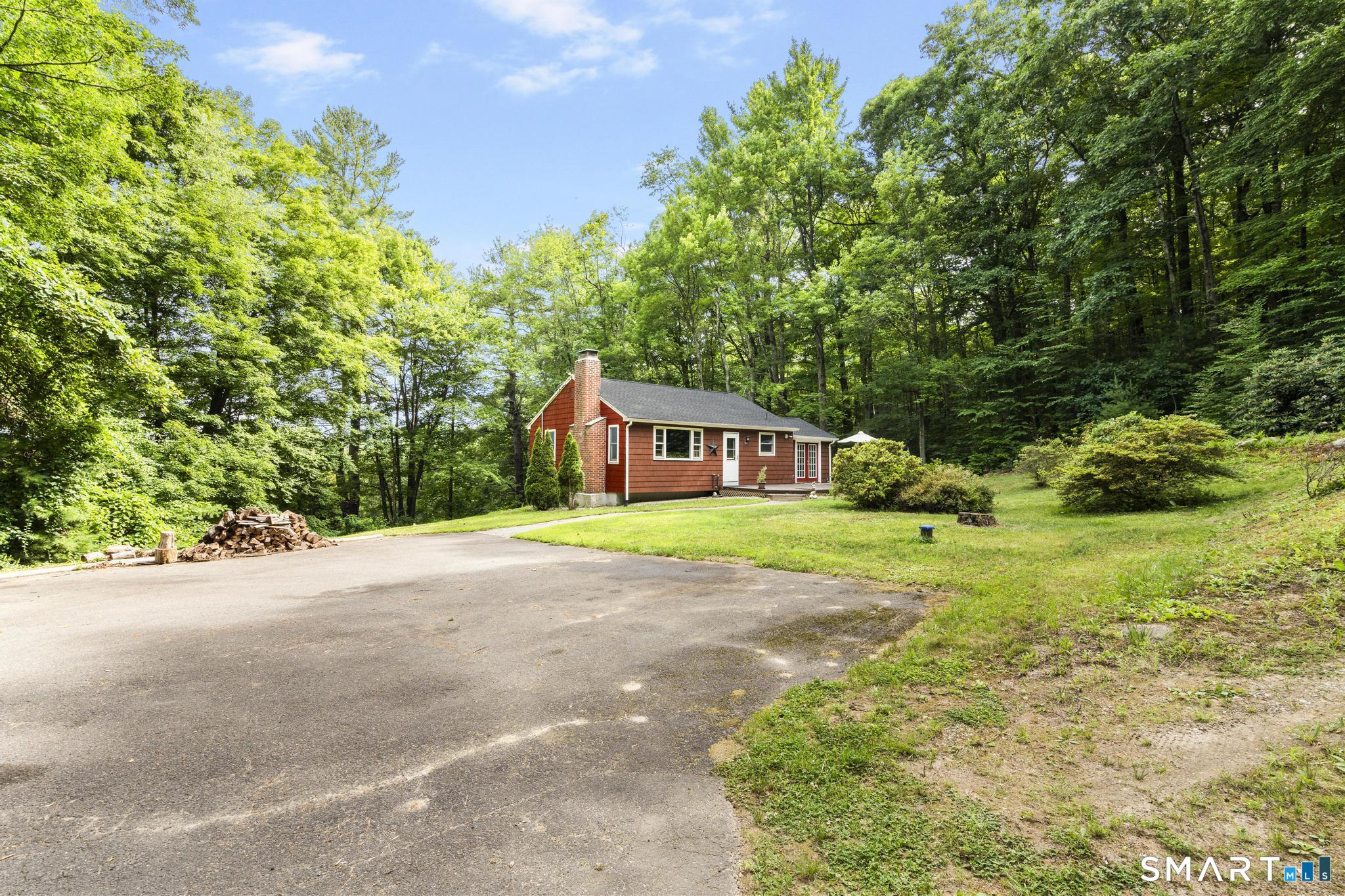 32 Fairview Avenue New Hartford CT 06057