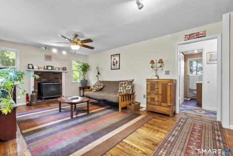 32 Fairview Avenue New Hartford CT 06057
