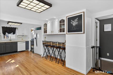 407 Short Beach Road East Haven CT 06512