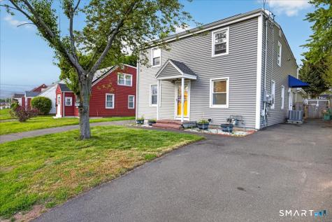 407 Short Beach Road East Haven CT 06512