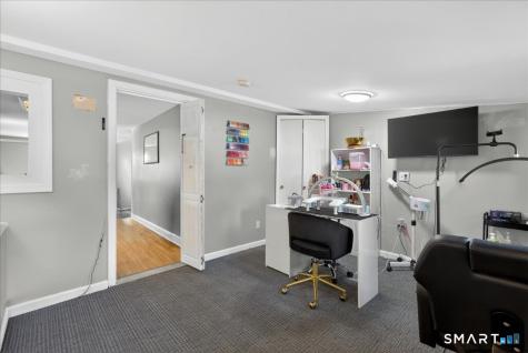 407 Short Beach Road East Haven CT 06512