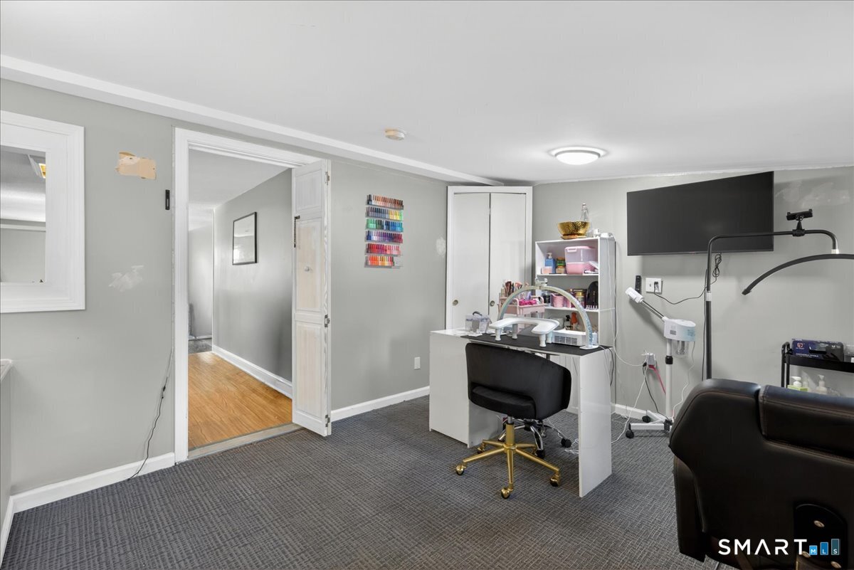 407 Short Beach Road East Haven CT 06512