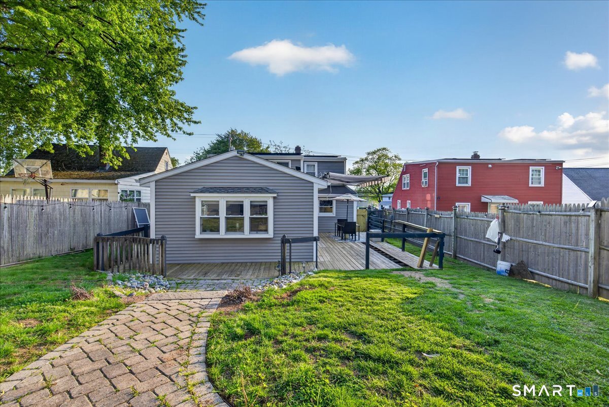 407 Short Beach Road East Haven CT 06512