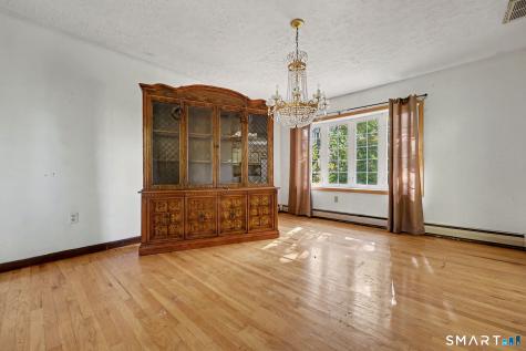 2 Davis Road North Haven CT 06473
