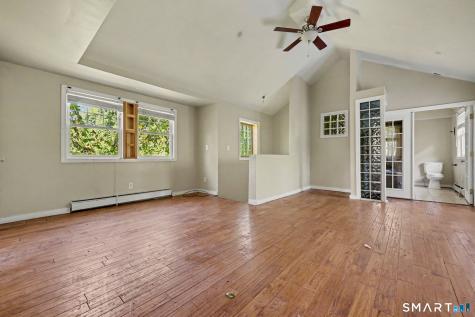 2 Davis Road North Haven CT 06473