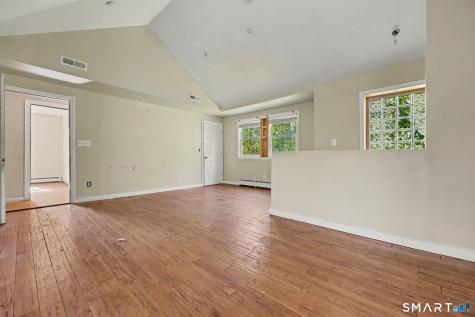 2 Davis Road North Haven CT 06473