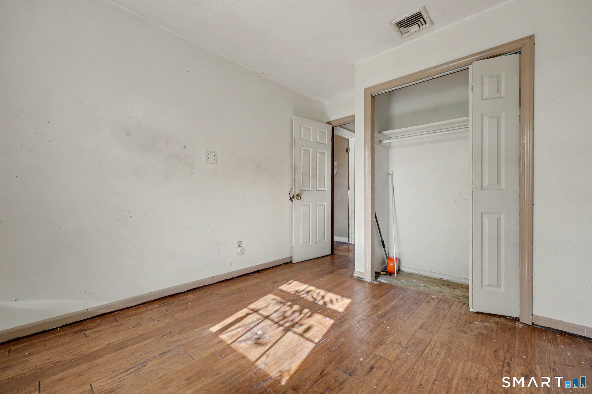 2 Davis Road North Haven CT 06473