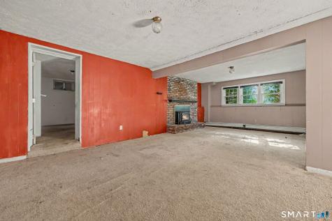 2 Davis Road North Haven CT 06473
