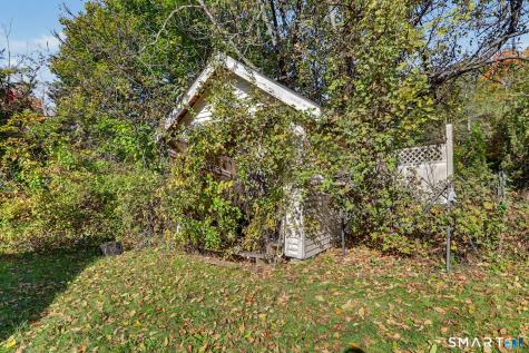 2 Davis Road North Haven CT 06473