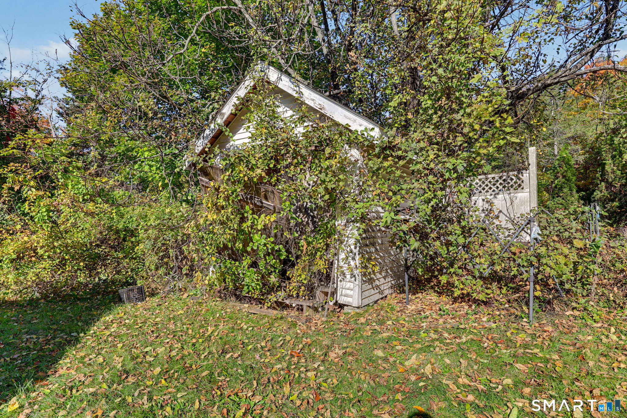 2 Davis Road North Haven CT 06473