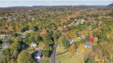 2 Davis Road North Haven CT 06473