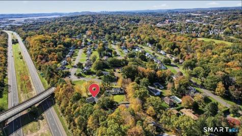 2 Davis Road North Haven CT 06473