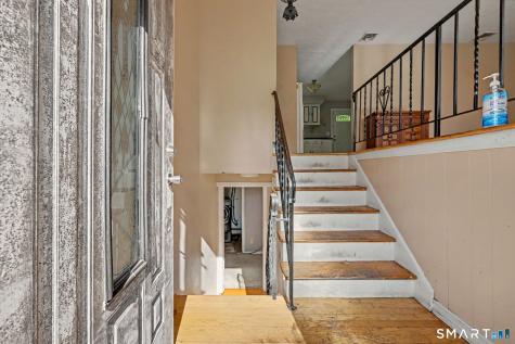 2 Davis Road North Haven CT 06473