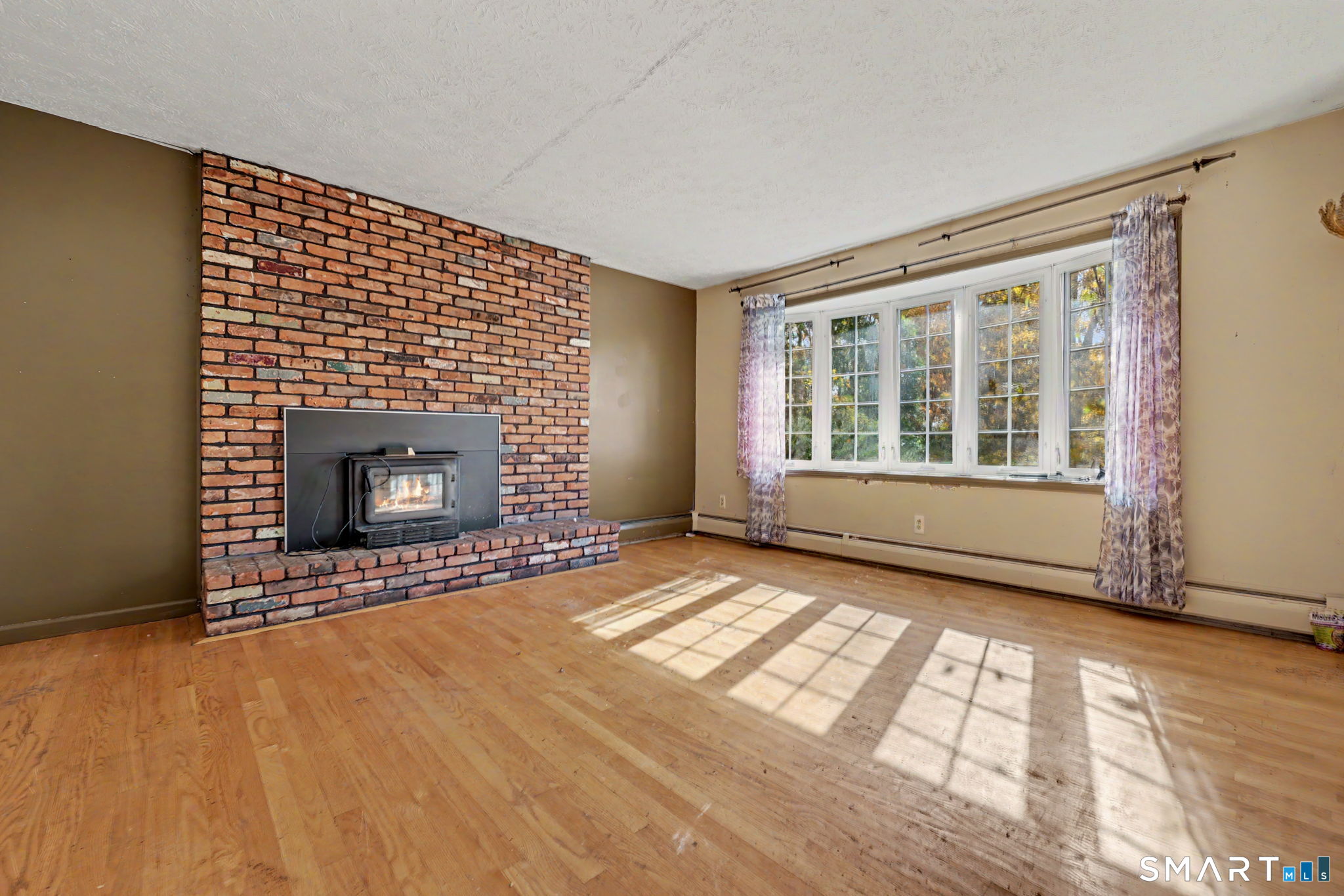 2 Davis Road North Haven CT 06473