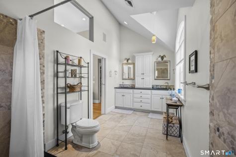 122 Niles Hill Road Waterford CT 06385