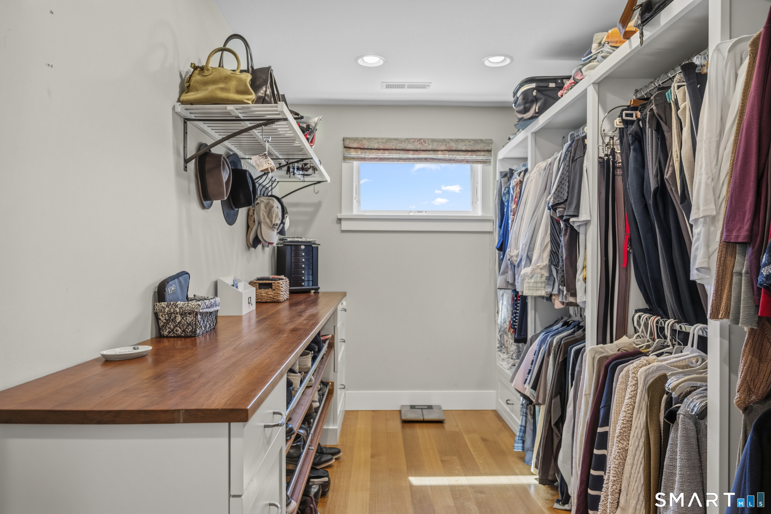 122 Niles Hill Road Waterford CT 06385