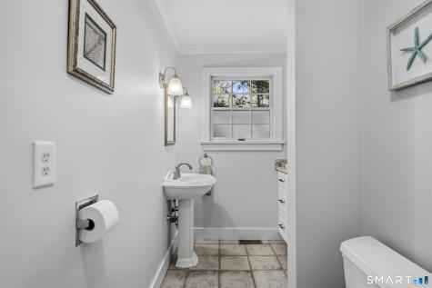 122 Niles Hill Road Waterford CT 06385